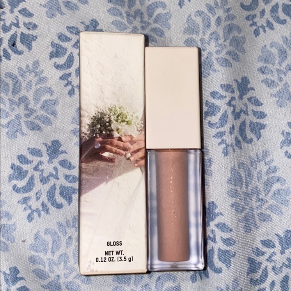 Kkw lip gloss
